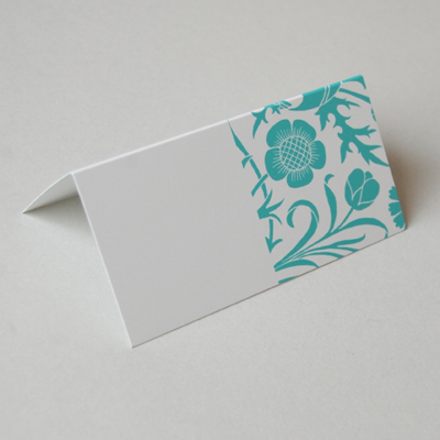 moderne Design-Tischkarten mit floralen Ornamenten