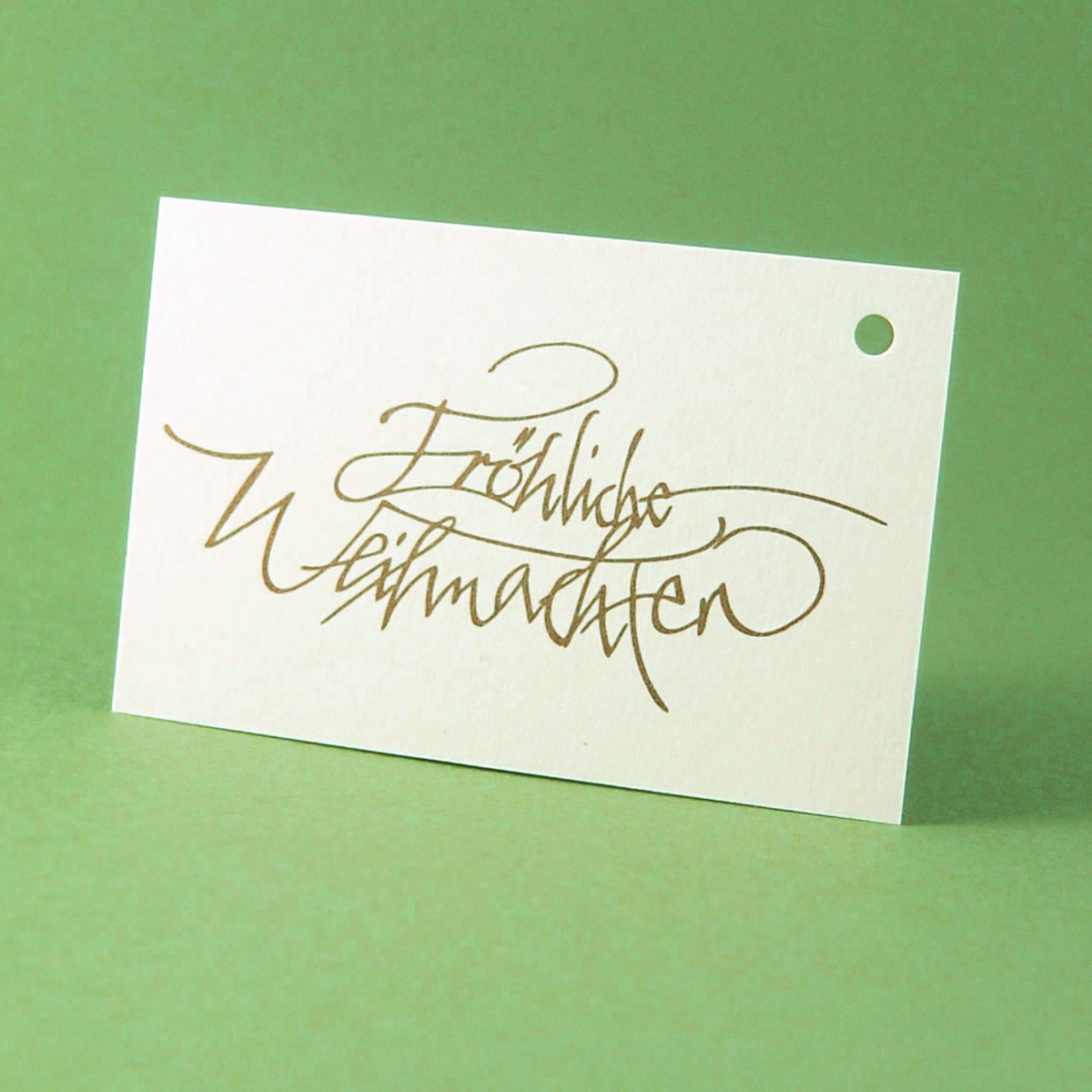 Recycling-Geschenkanhänger für Weihnachtsgeschenke mit Kalligrafie: Fröhliche Weihnachten