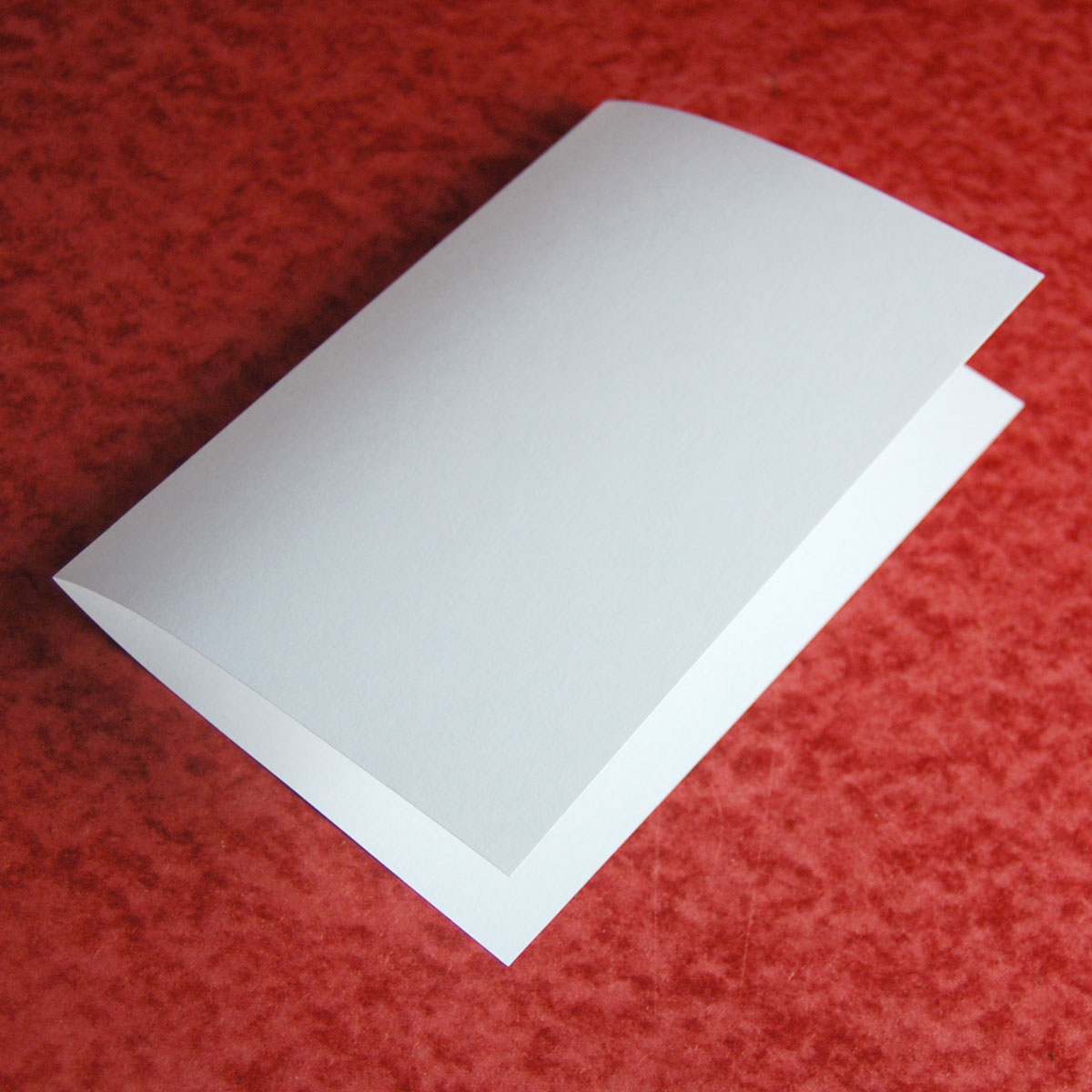 weißes Einlegepapier 16,3 x 22,6 cm, für Grußkarten