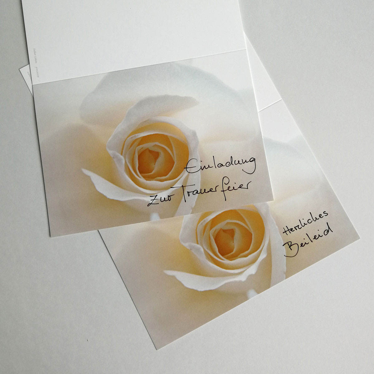 Einladung zur Trauerfeier - Herzliches Beileid, Trauerkarten mit Foto und Text