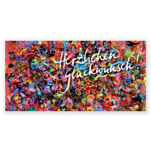 Herzlichen Glückwunsch! Glückwunschkarten mit den Überresten von Buntstiften