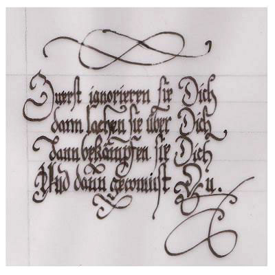 Zuerst ignorieren sie dich - Zitat Mahatma Gandhis, Kalligrafie