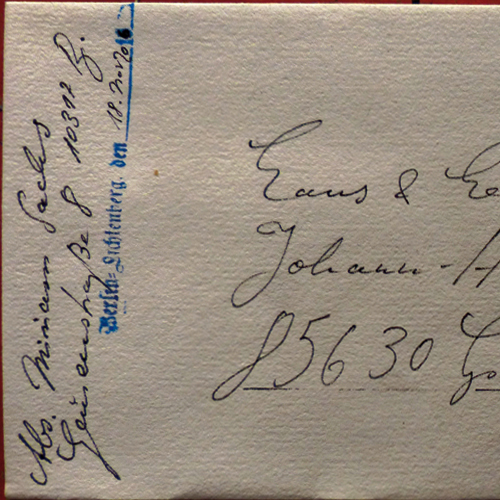 handschriftliches Adressieren von Briefen