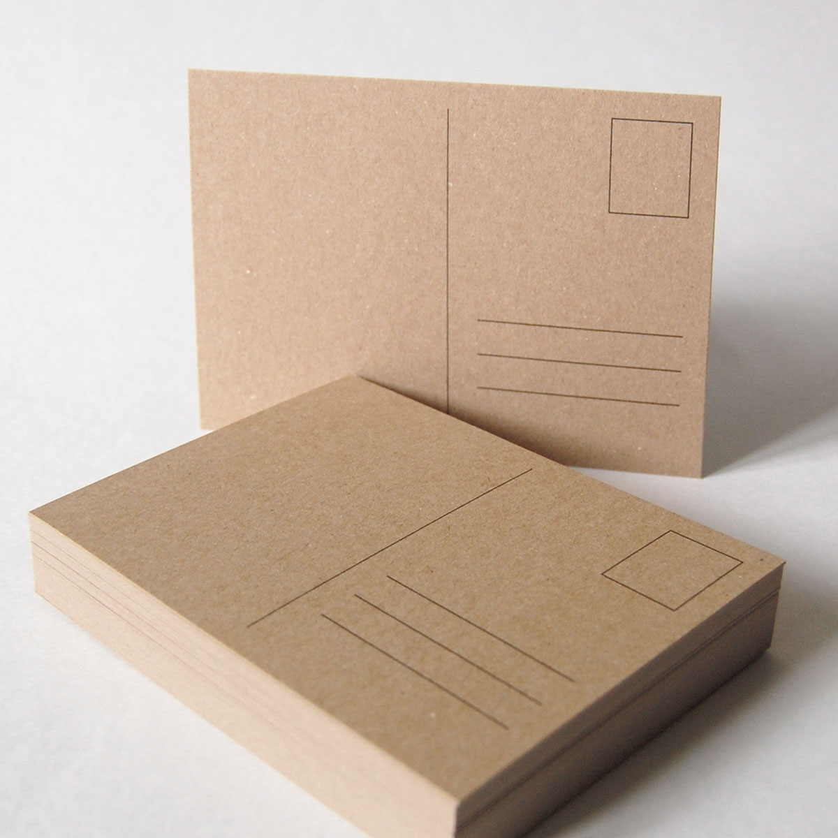 braune Postkarten mit Adressfeld, Recycling-Karton 350 g/qm, DIN A6, Muskat Designrecycling