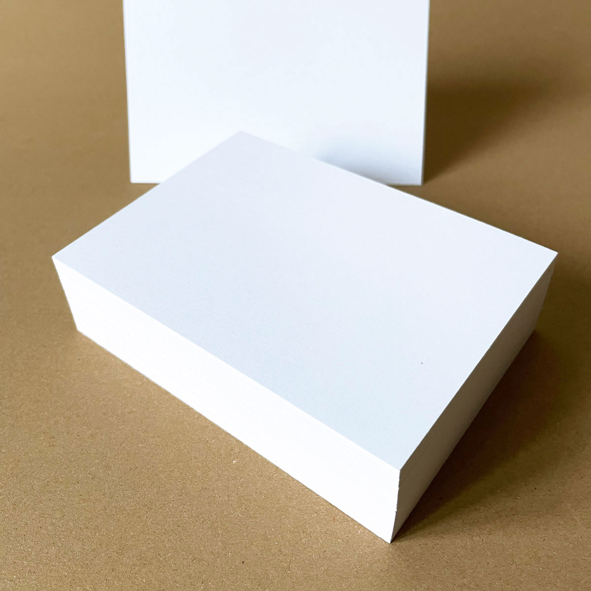 Postkarten DIN A6, hochweißer stabiler Karton 350 g/qm