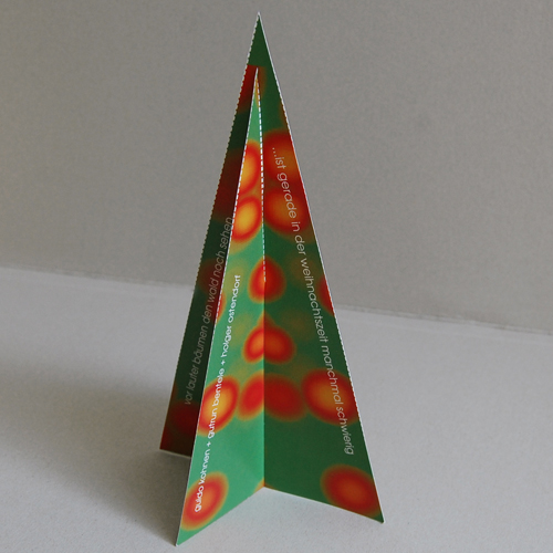 aus der Weihnachtskarte lässt sich ganz einfach ein Baum basteln