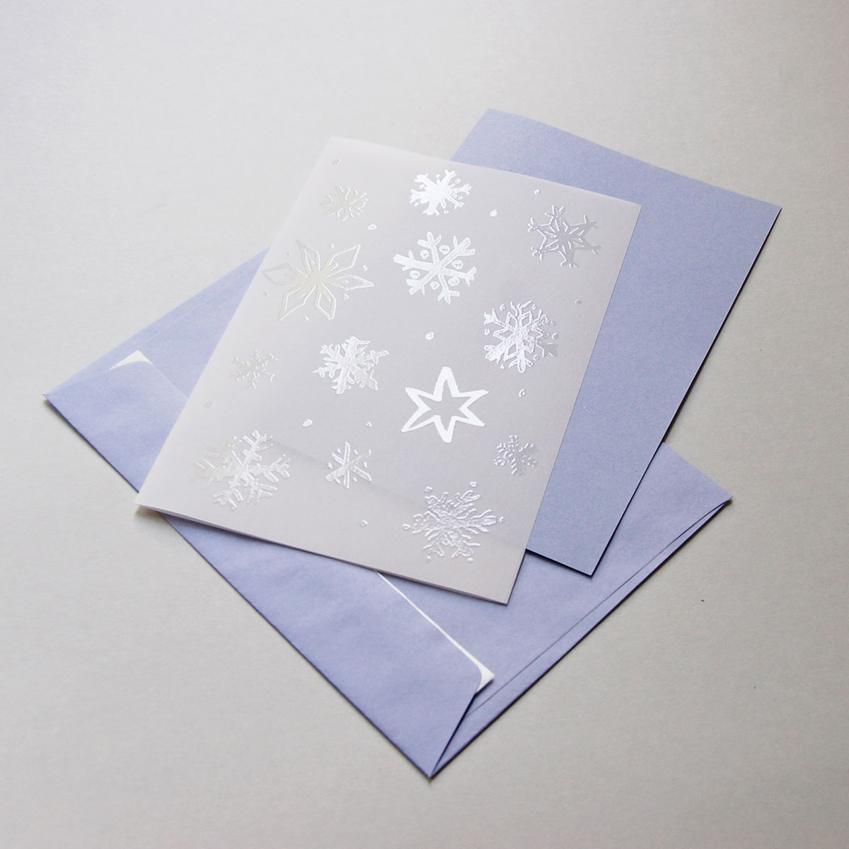 Schneeflocken, monochrome Weihnachtskarten mit UV-Relief-Lack