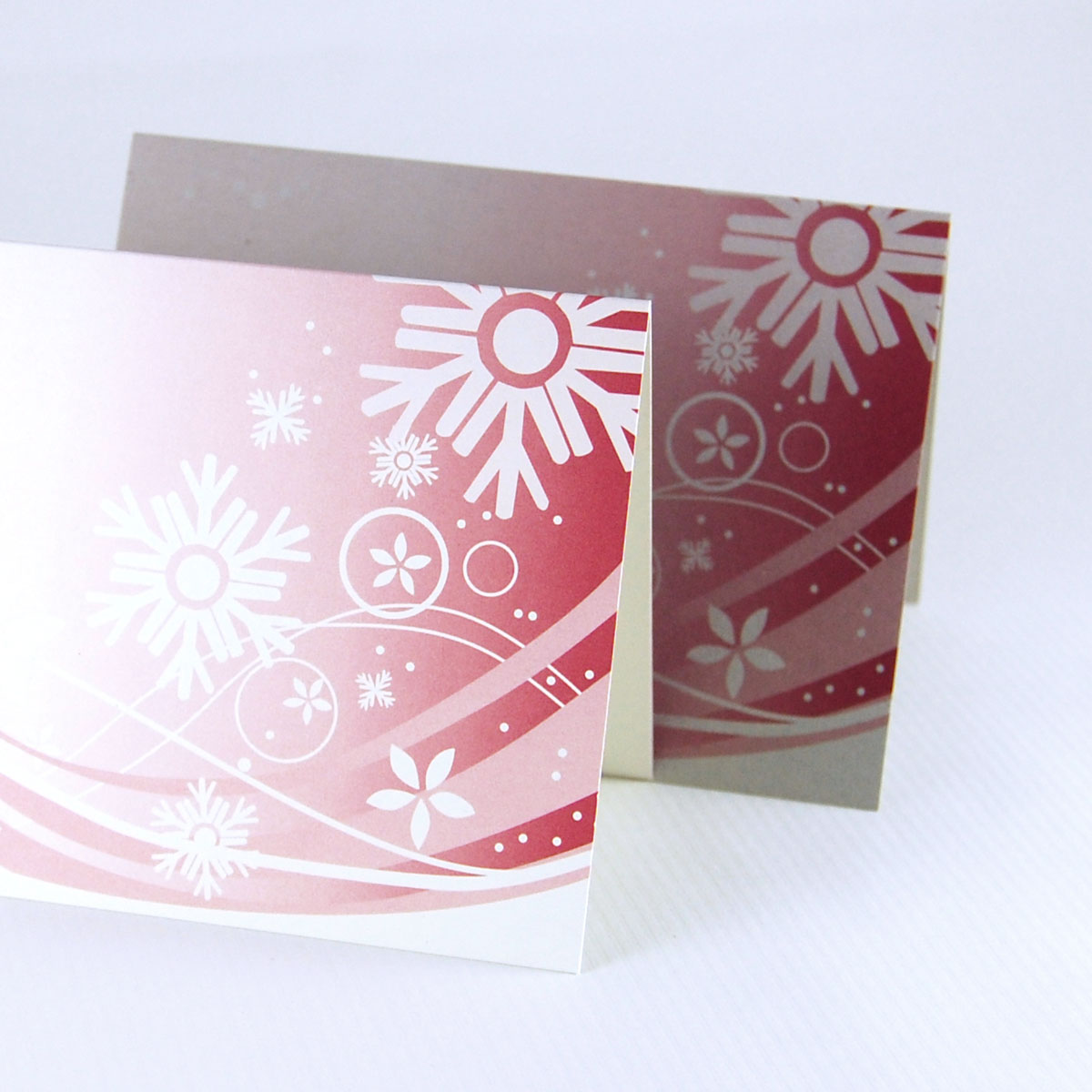 Recycling-Weihnachtskarten gedruckt auf unterschiedlichen Recyclingkartons