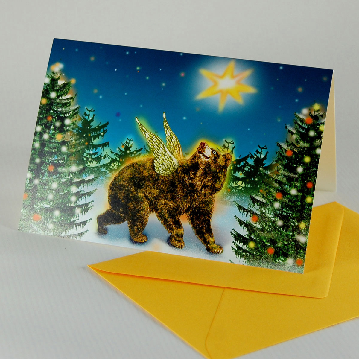 Bär mit Flügeln - witzige Weihnachtskarten mit farbigen Umschlägen