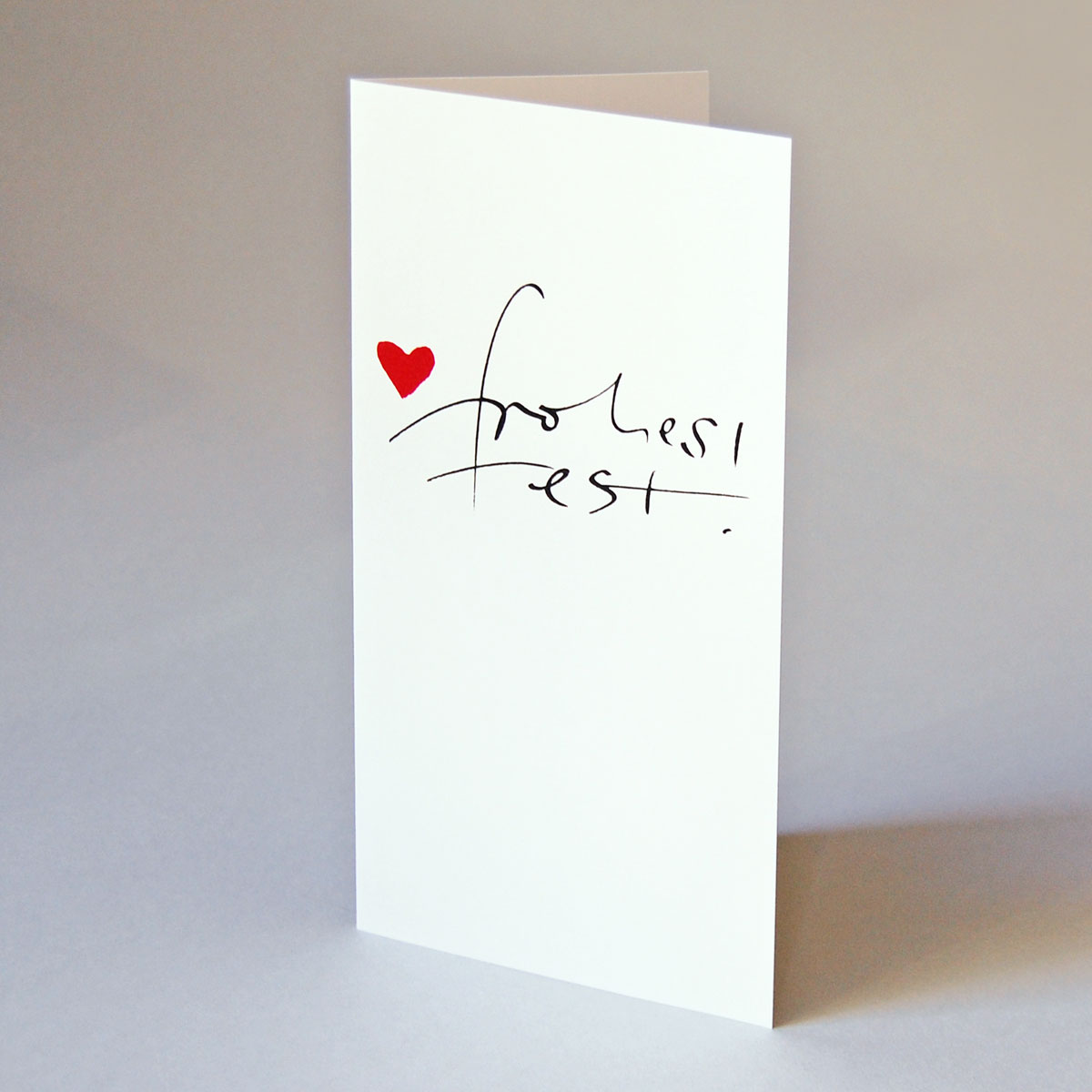 frohes fest! Kalligrafie-Weihnachtskarten mit rotem Herz