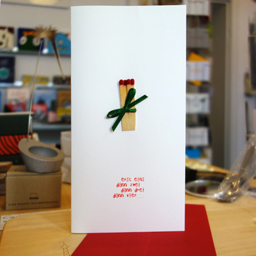 erst eins, dann zwei... edle Design-Adventskarten mit Streichhölzern