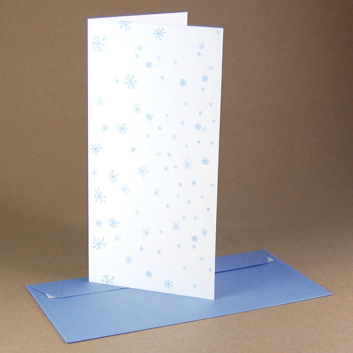 Weihnachtskarten mit farbigen Kuverts