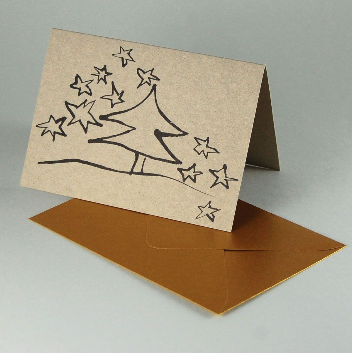 Weihnachtskarten aus billiger Graupappe mit edlen goldenen Umschlägen