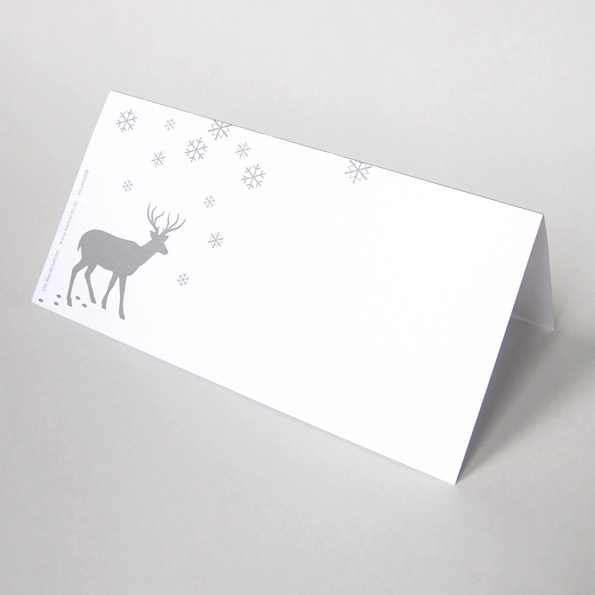 reduzierte Weihnachtskarten, Frohe Weihnachten (Reh mit Geweih im Wald), grauer Druck